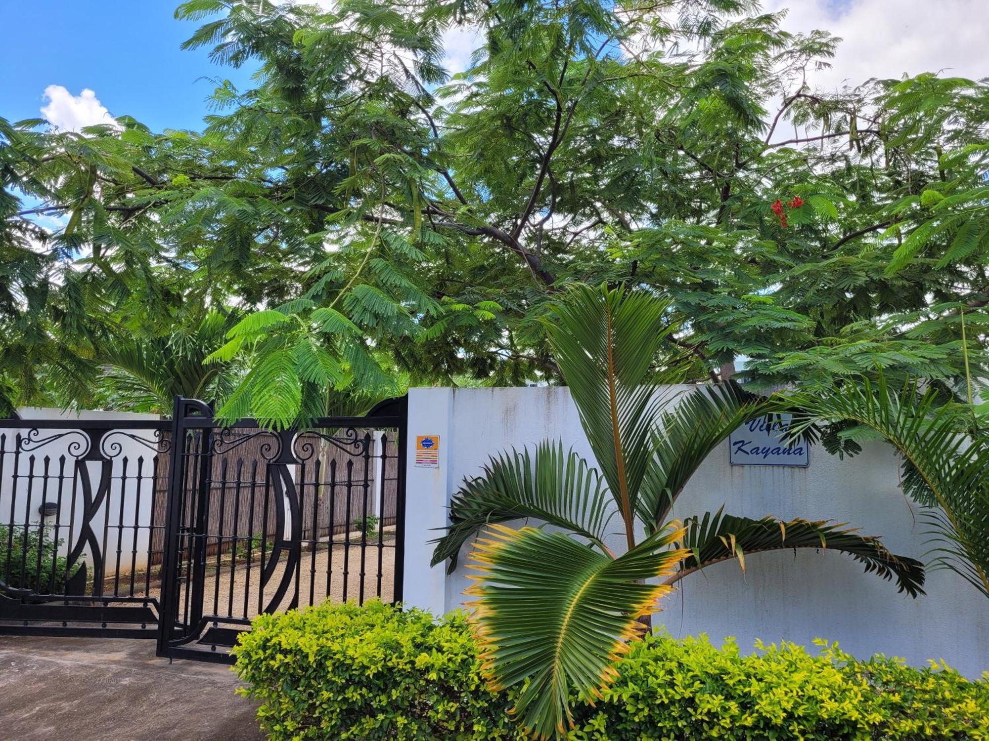 Villa Kayana Flic en Flac Экстерьер фото